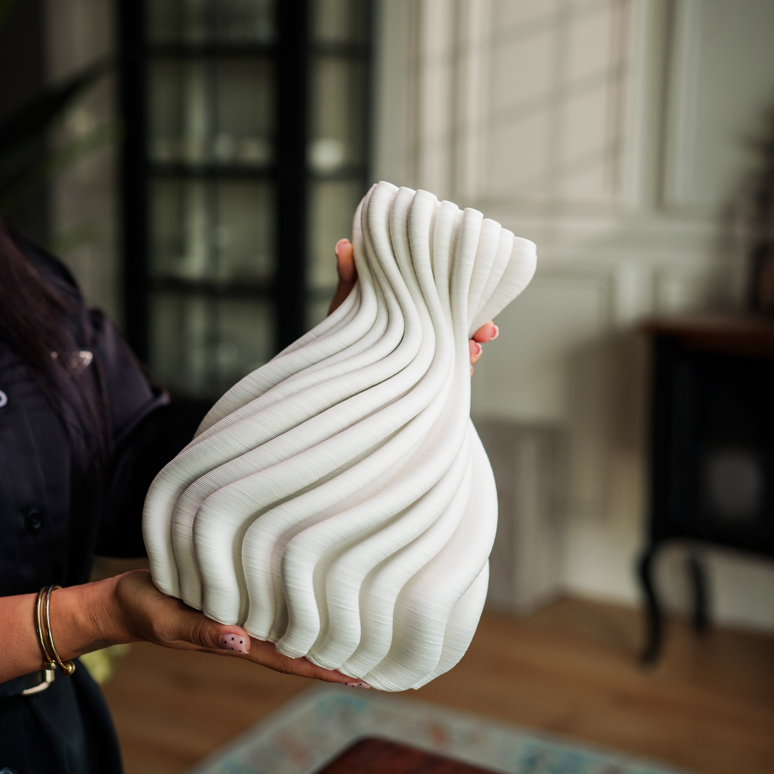 Aurelia Wave Sculpture