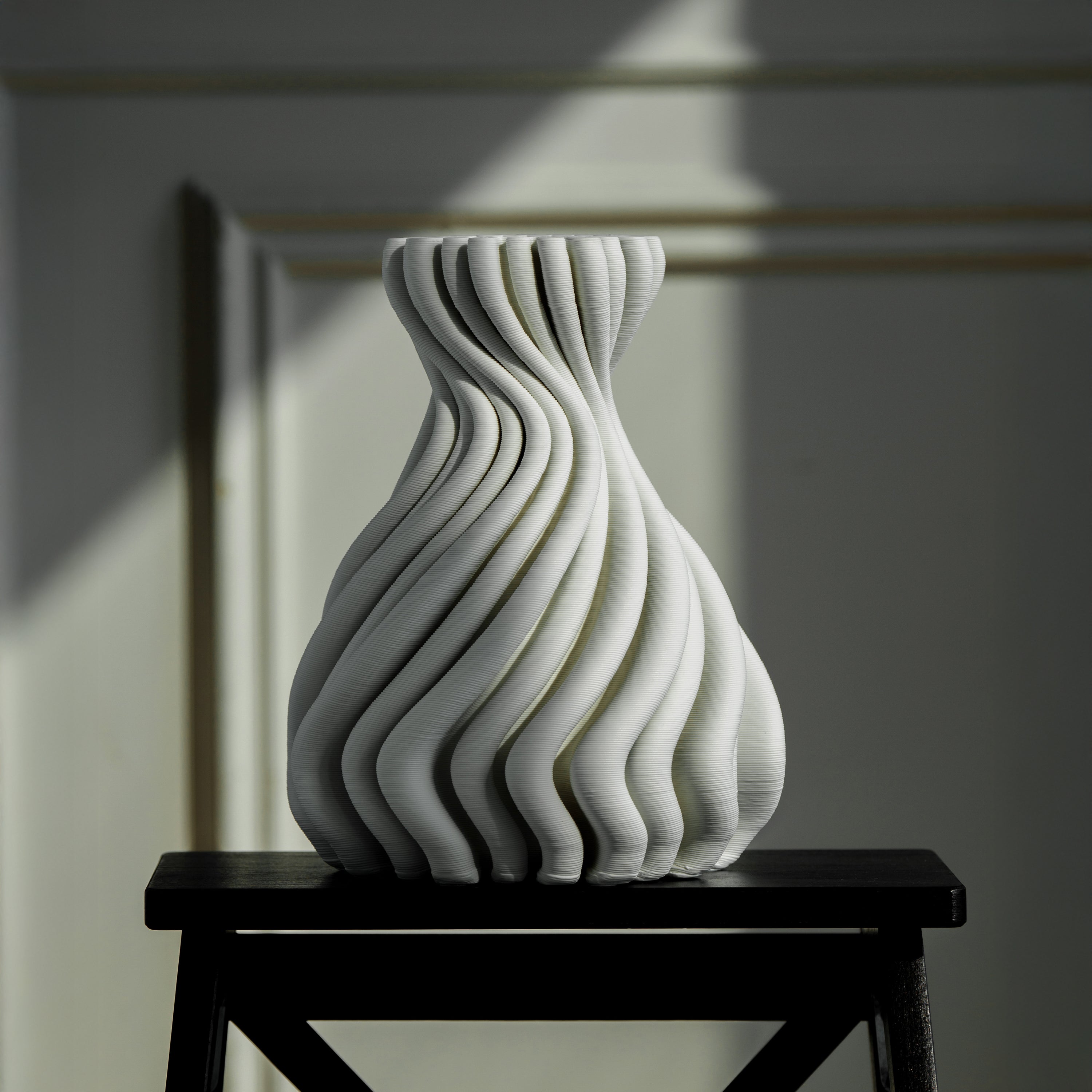 Aurelia Wave Sculpture