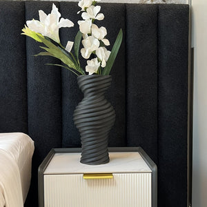 Modera Noir - Modera Decor