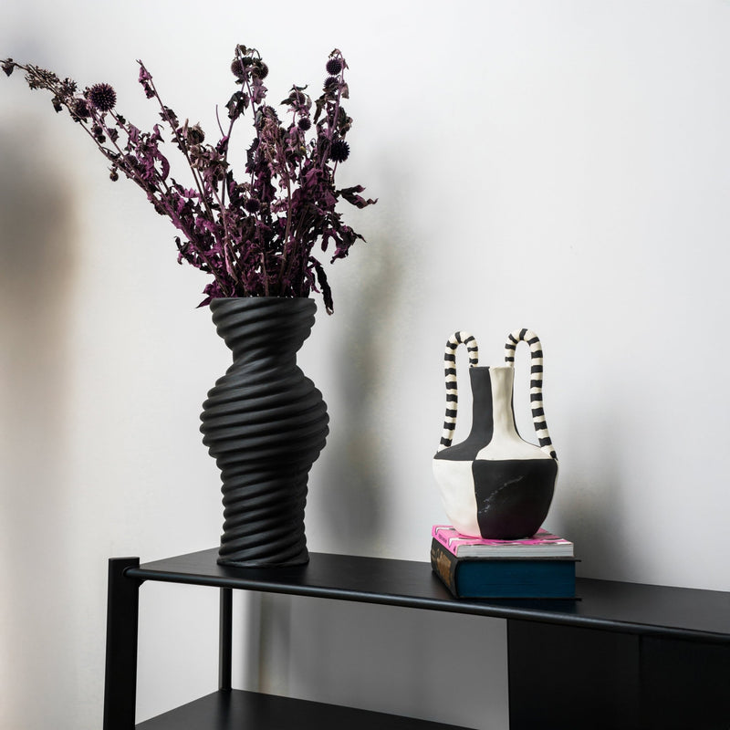 Modera Noir - Modera Decor